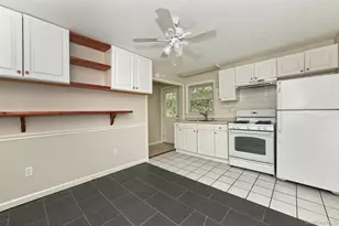 106 Iceland Dr, South Huntington, NY 11746 - Photo 33