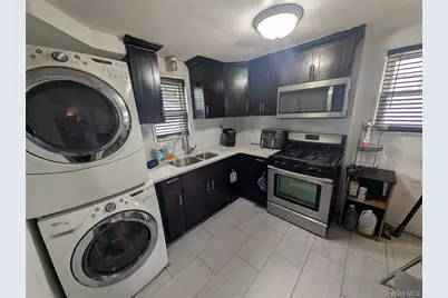 81 Cochran Place, Valley Stream, NY 11581 - Photo 3