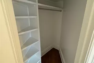 10 Wright Pl, Scarsdale, NY 10583 - Photo 9