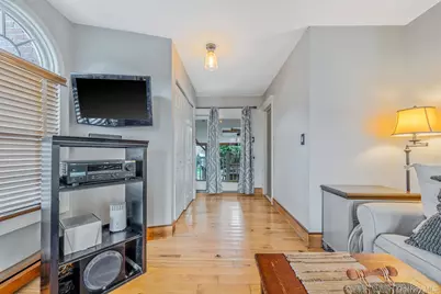 4 Sullivan Avenue, Farmingdale, NY 11735 - Photo 15