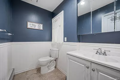 4 Sullivan Avenue, Farmingdale, NY 11735 - Photo 37