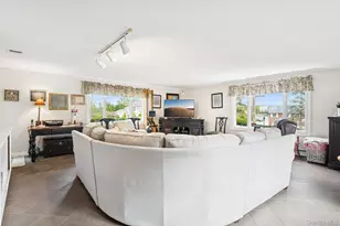 312 Great River Rd, Great River, NY 11739 - Photo 7