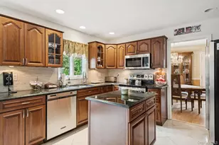 312 Great River Rd, Great River, NY 11739 - Photo 15