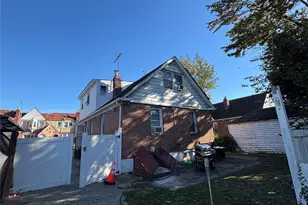 131-20 224th St, Springfield Gardens, NY 11413 - Photo 5