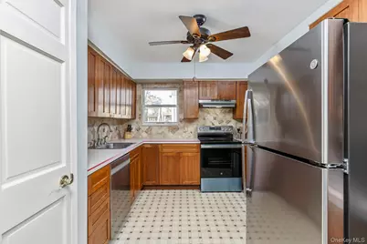 12 Applegate Drive, Mastic, NY 11950 - Photo 11