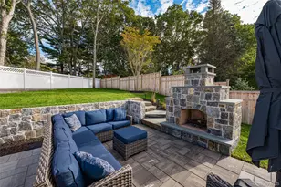 159 St Nicholas Ave, Smithtown, NY 11787 - Photo 25