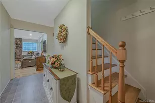 7 Hill Dr, Port Jefferson, NY 11777 - Photo 5