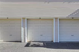 98 Molly Pitcher Ln, Yorktown Heights, NY 10598 - Photo 17