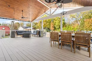 6 Landings Ln, Patchogue, NY 11772 - Photo 35