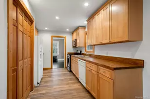 8 Maryland Ave, Armonk, NY 10504 - Photo 15