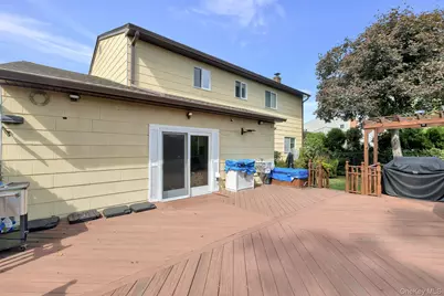 27 Bruno Lane, Dix Hills, NY 11746 - Photo 5