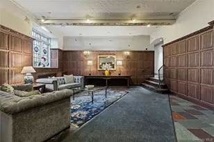 4 Maple Dr, Great Neck, NY 11021 - Photo 17