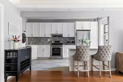 4 Maple Drive #5K, Great Neck, NY 11021 - Photo 7