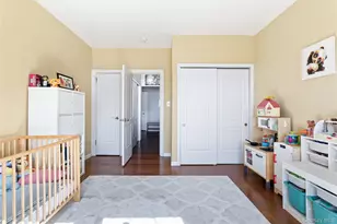 4 Maple Dr, Great Neck, NY 11021 - Photo 15