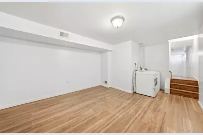 31 Beresford, New York, NY 10314 - Photo 19