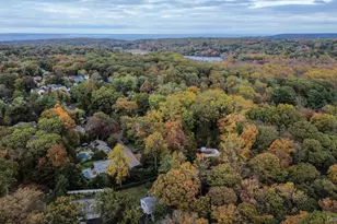 33 Dogwood Ln, Locust Valley, NY 11560 - Photo 45
