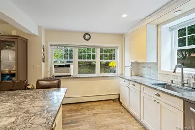 33 Dogwood Lane, Locust Valley, NY 11560 - Photo 35