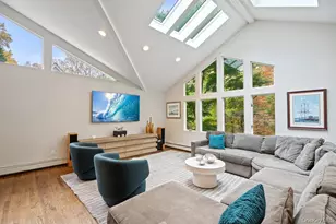 33 Dogwood Ln, Locust Valley, NY 11560 - Photo 7