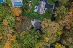 33 Dogwood Ln, Locust Valley, NY 11560 - Photo 47