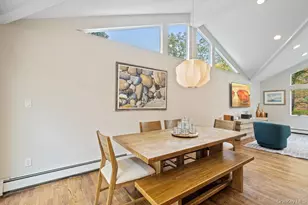 33 Dogwood Ln, Locust Valley, NY 11560 - Photo 17