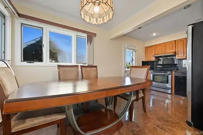 162 Crown Avenue, Elmont, NY 11003 - Photo 7