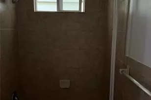 141 Voss Ave, Yonkers, NY 10703 - Photo 7