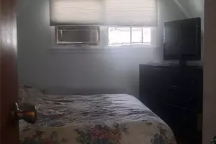 869 Olmstead Ave, Bronx, NY 10473 - Photo 13