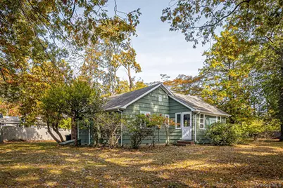 22 Roosevelt Boulevard, Patchogue, NY 11772 - Photo 13