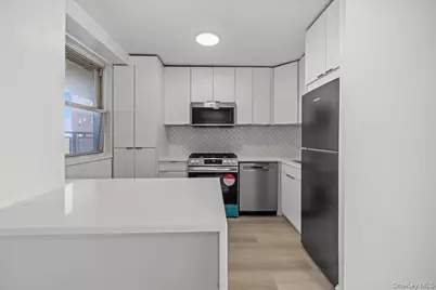 5700 Arlington Avenue #6T, Bronx, NY 10471 - Photo 5
