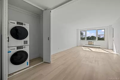 5700 Arlington Avenue #6T, Bronx, NY 10471 - Photo 7