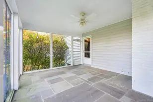 13 Hillview Dr, Scarsdale, NY 10583 - Photo 35