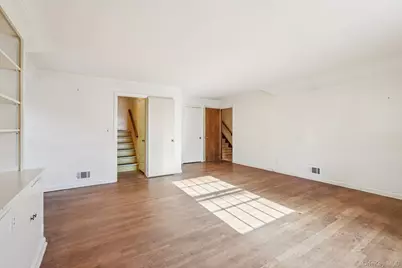 13 Hillview Drive, Scarsdale, NY 10583 - Photo 23