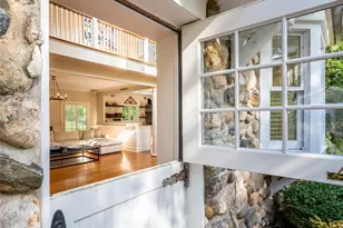 1054 Plandome Rd, Manhasset, NY 11030 - Photo 31