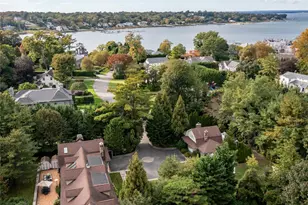 1054 Plandome Rd, Manhasset, NY 11030 - Photo 43