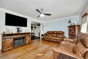 2245 Van Nostrand Ave, Merrick, NY 11566 - Photo 5