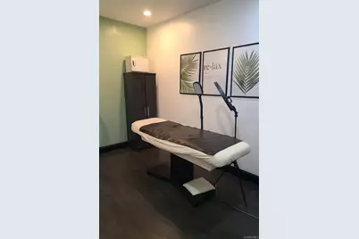 211-75 Jamaica Avenue, Queens Village, NY 11428 - Photo 7