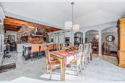 26 Sleepy Hollow Lane, Dix Hills, NY 11746 - Photo 13