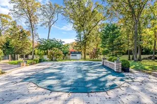 26 Sleepy Holw Ln, Dix Hills, NY 11746 - Photo 39