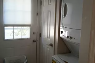 1661 Old Country, Riverhead, NY 11901 - Photo 5