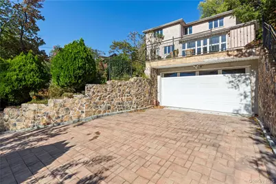 7157 Douglaston Parkway, Little Neck, NY 11362 - Photo 27