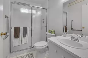 416 Weymouth Ct, Ridge, NY 11961 - Photo 11