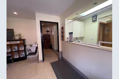 132-26 Avery Avenue #1D, Flushing, NY 11355 - Photo 9