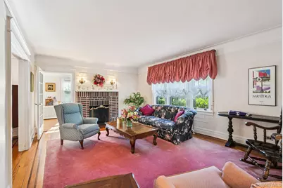 18 Chippewa Road, Yonkers, NY 10710 - Photo 5