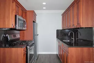 1750 W Main St, Riverhead, NY 11901 - Photo 3