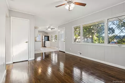 70 Heyward Street, Brentwood, NY 11717 - Photo 5