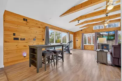 618 Salt Point Turnpike, Poughkeepsie, NY 12601 - Photo 13