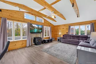 618 Salt Point Turnpike, Poughkeepsie, NY 12601 - Photo 15