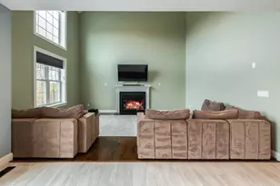 140 Stratford Dr, Poughkeepsie, NY 12603 - Photo 19