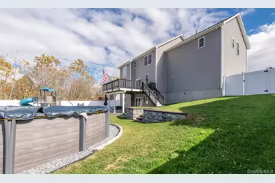 140 Stratford Drive, Poughkeepsie, NY 12603 - Photo 41