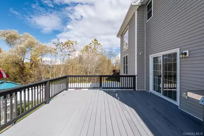 140 Stratford Drive, Poughkeepsie, NY 12603 - Photo 37